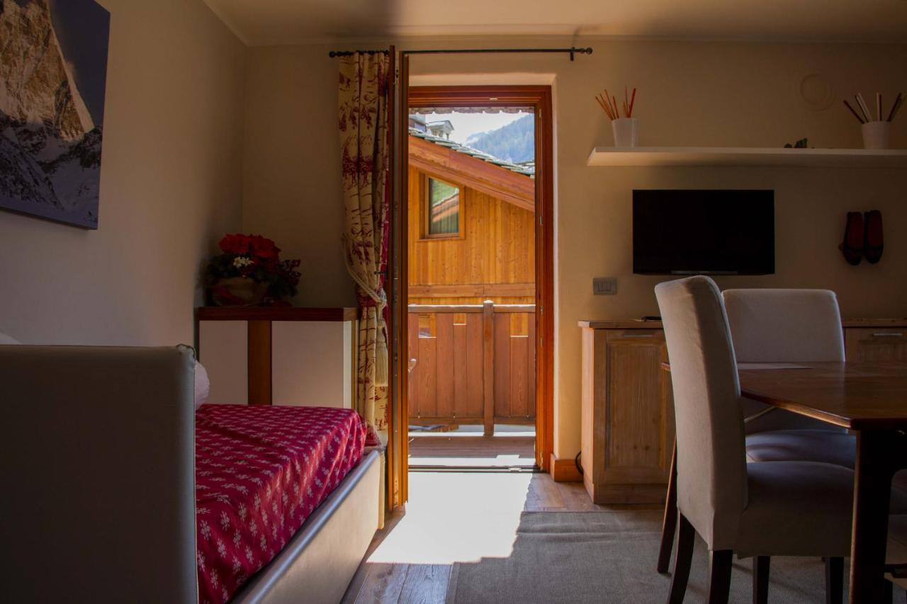 Maison Carrel Elegant 4 Breuil-Cervinia Eksteriør bilde